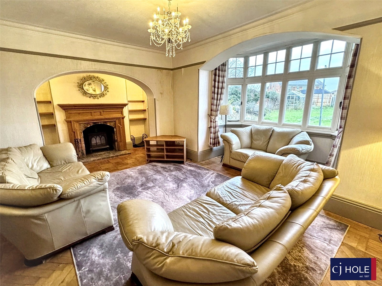 6 bedroom House for sale in Barnwood, Gloucester