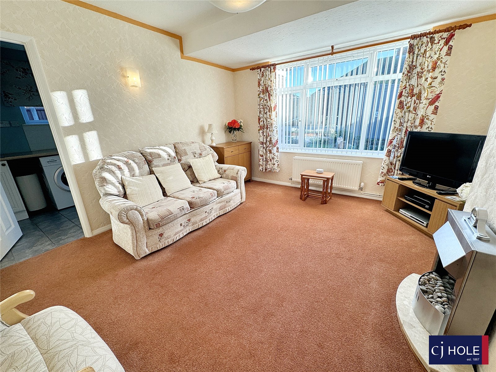 3 bedroom Bungalow for sale in Hucclecote, Gloucester