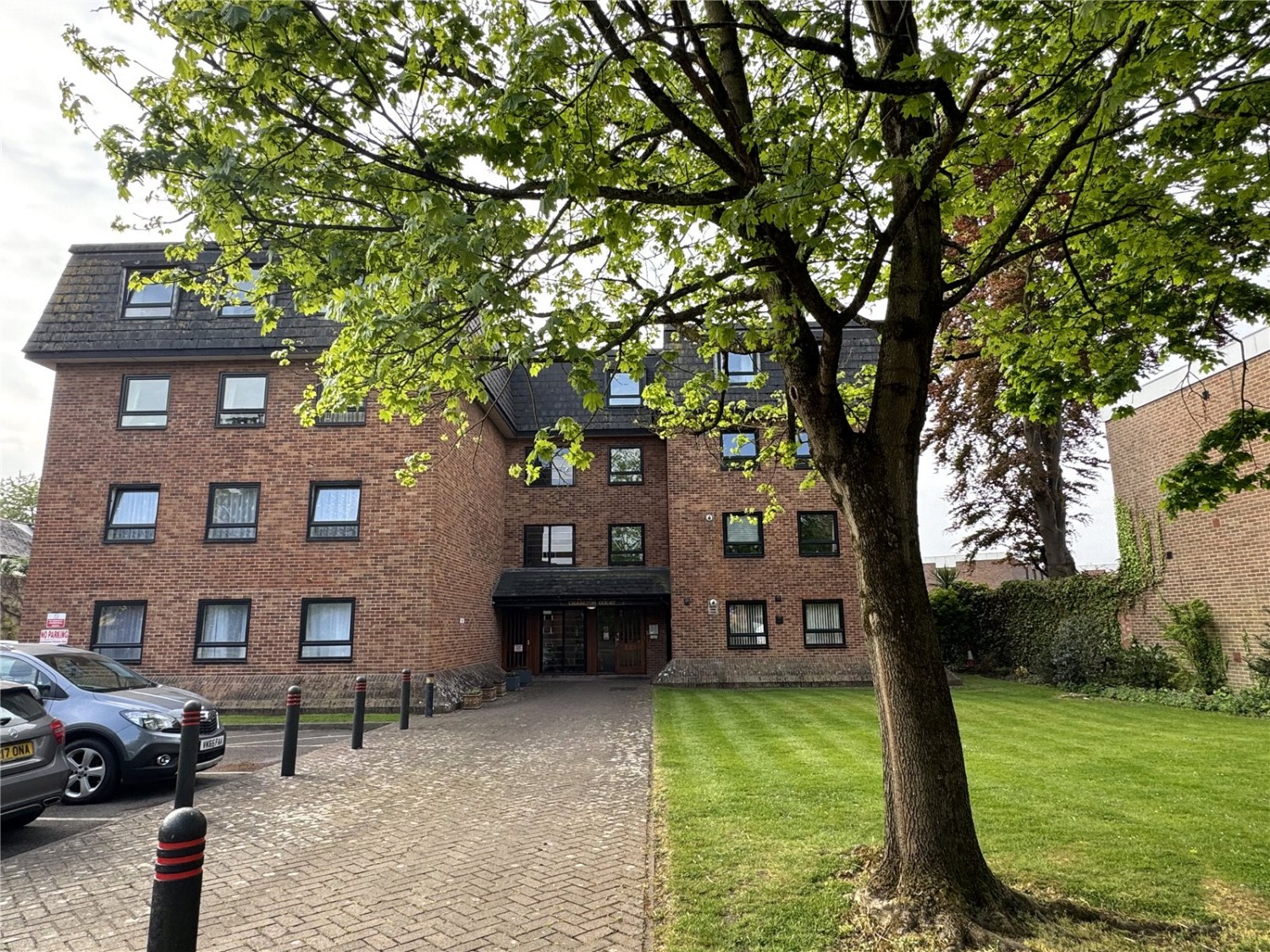 London Road, Gloucester