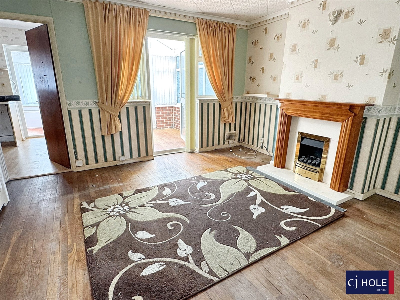 2 bedroom Bungalow for sale in Hucclecote
