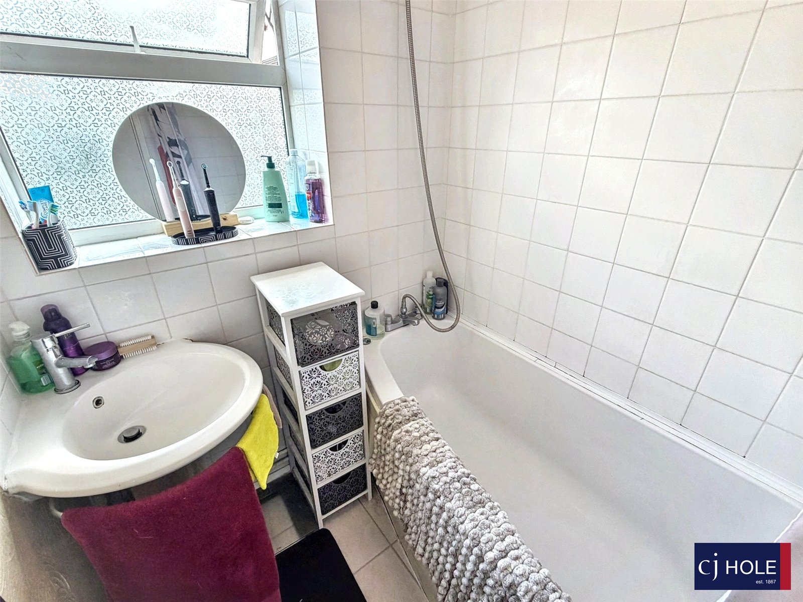 3 bedroom House for sale in Hucclecote