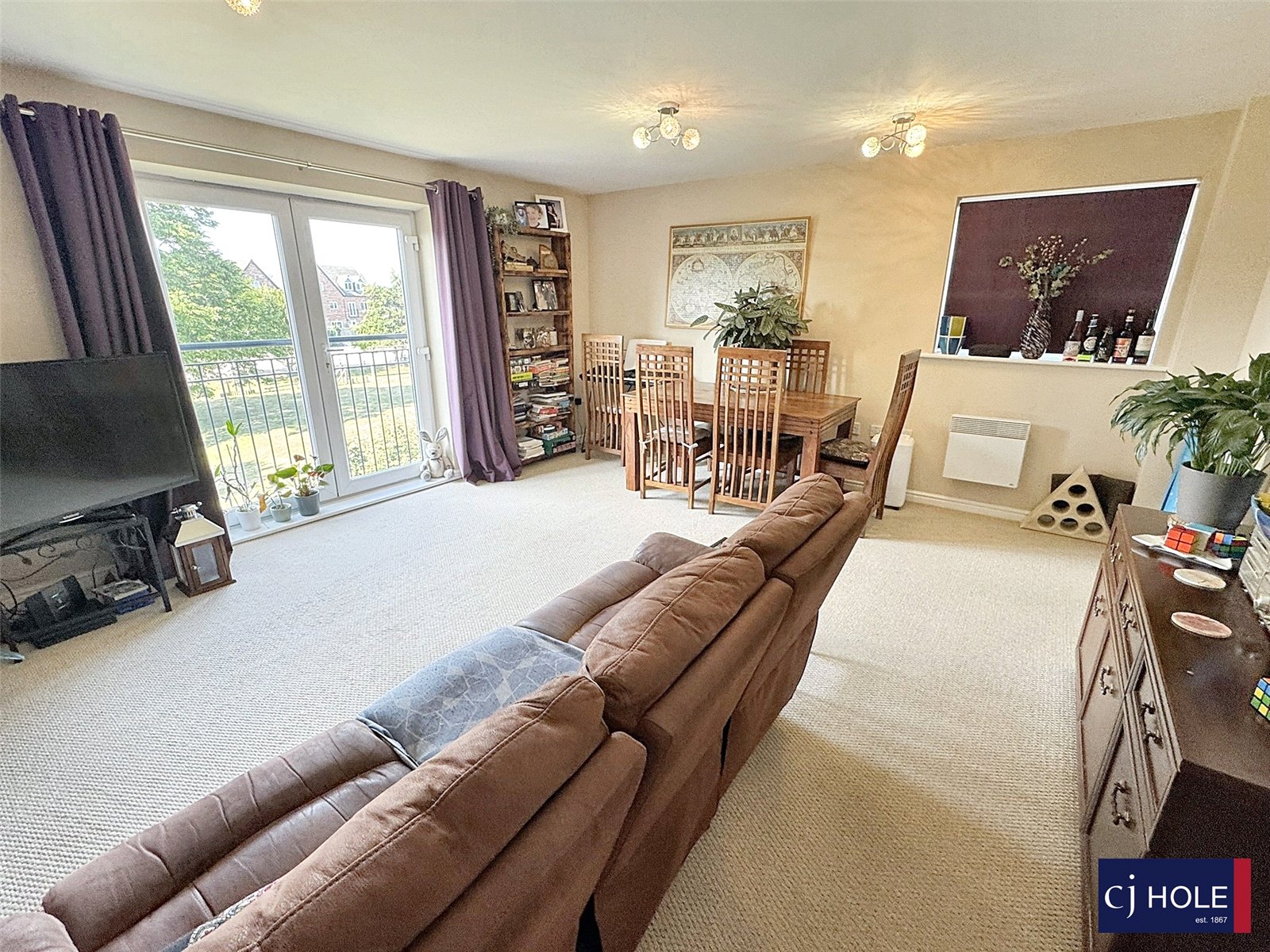 2 bedroom Flat for sale in Gloucester
