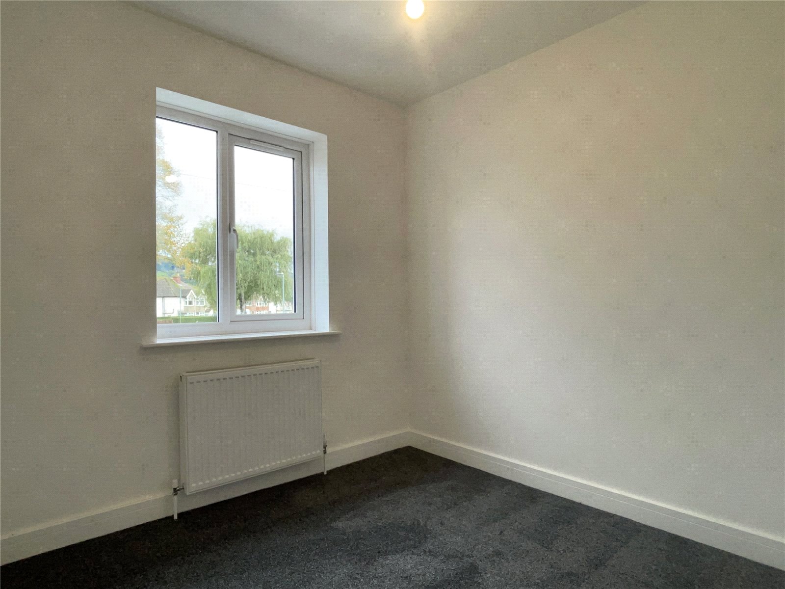 2 bedroom Flat to let in Ermin Park, Brockworth, Gloucester