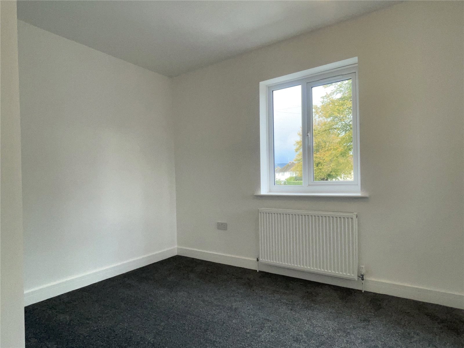 2 bedroom Flat to let in Ermin Park, Brockworth, Gloucester