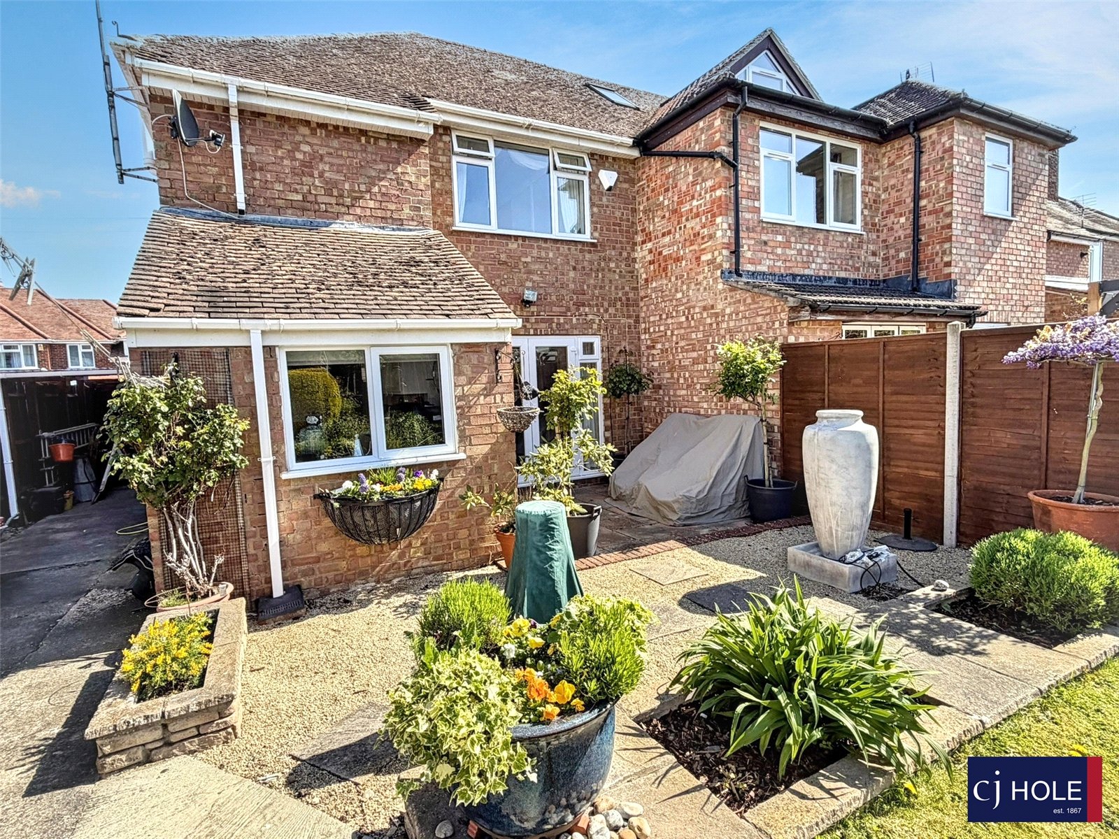 3 bedroom House for sale in Hucclecote