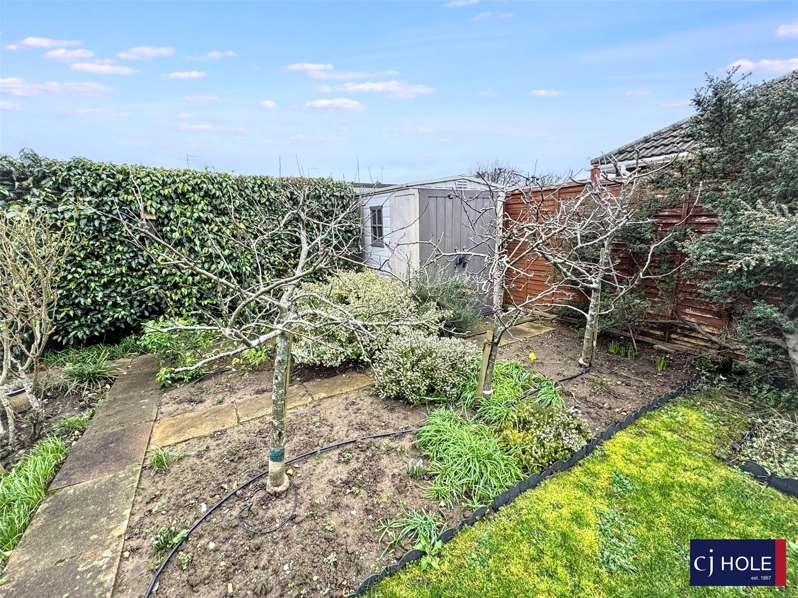 2 bedroom Bungalow for sale in Hucclecote, Gloucester