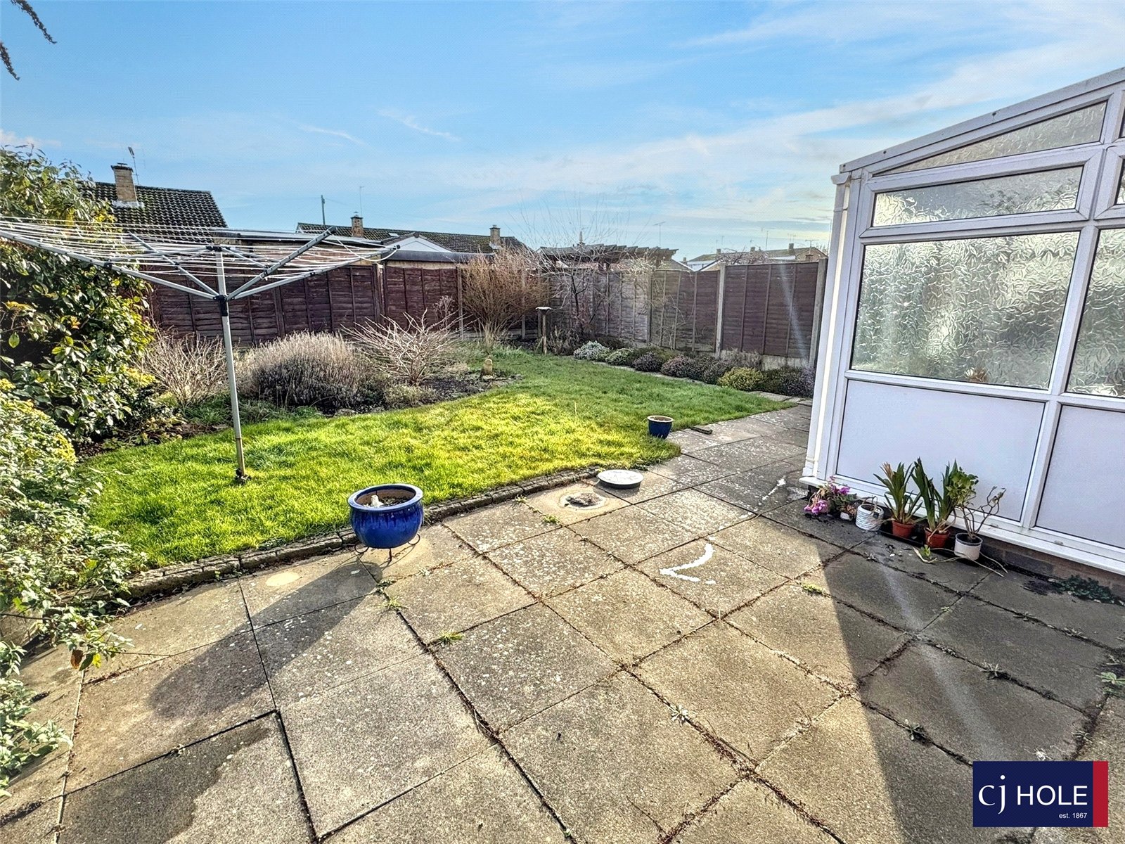 2 bedroom Bungalow for sale in Hucclecote, Gloucester