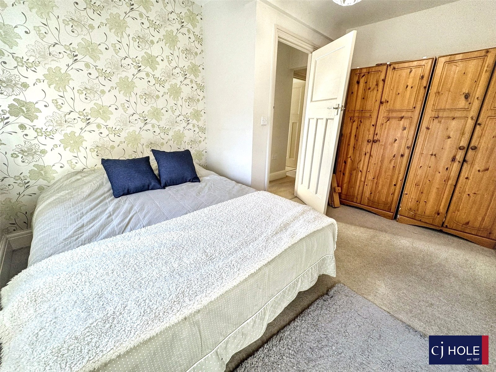 3 bedroom House for sale in Brockworth, Gloucester