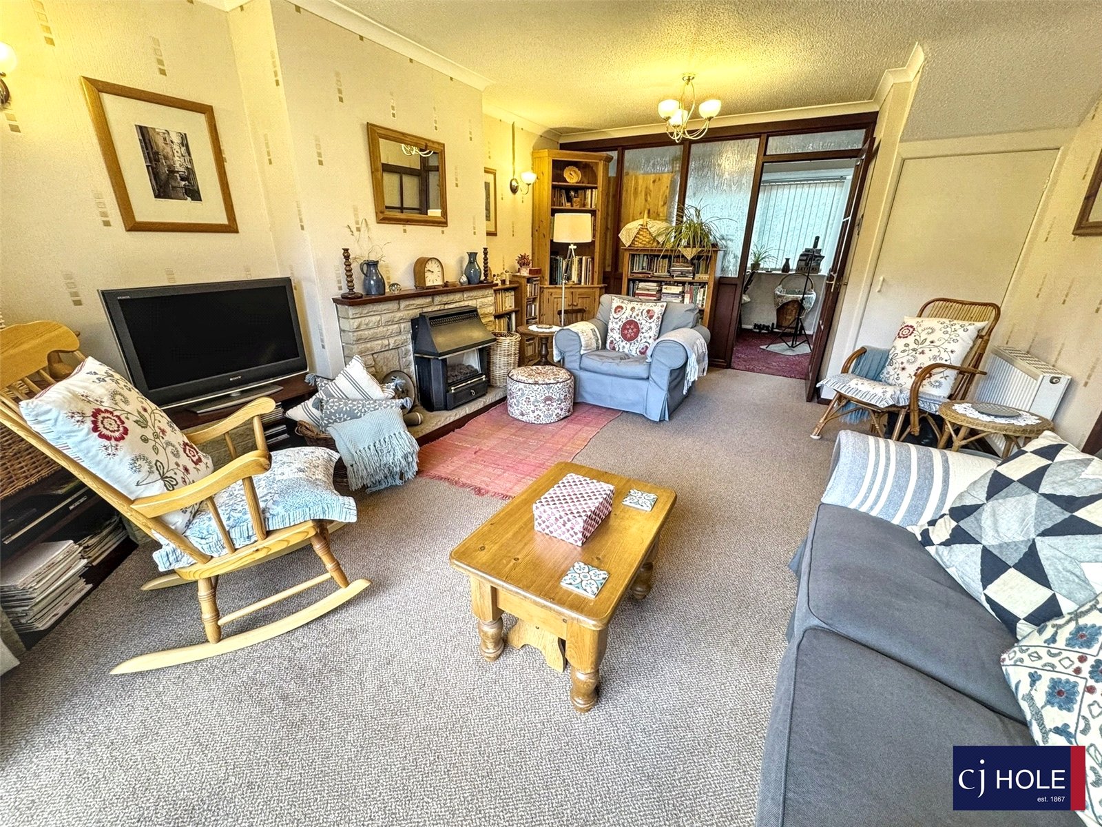 3 bedroom House for sale in Hucclecote, Gloucester