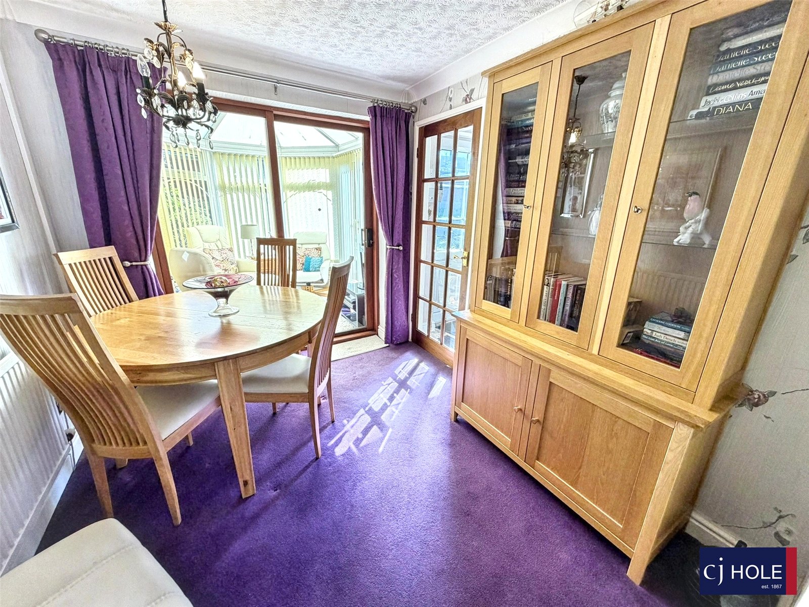 3 bedroom House for sale in Hucclecote, Gloucester