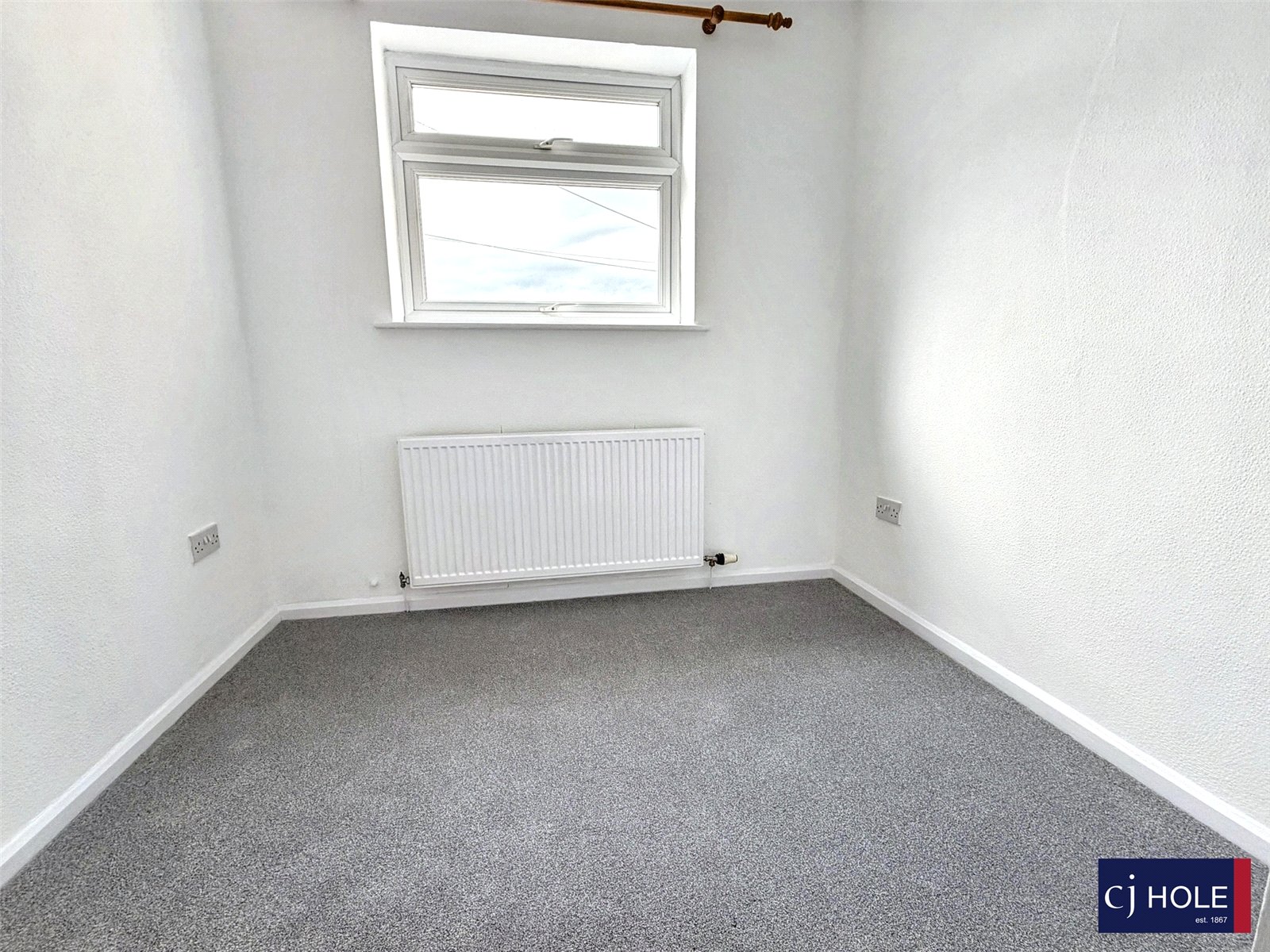 2 bedroom House for sale in Quedgeley, Gloucester