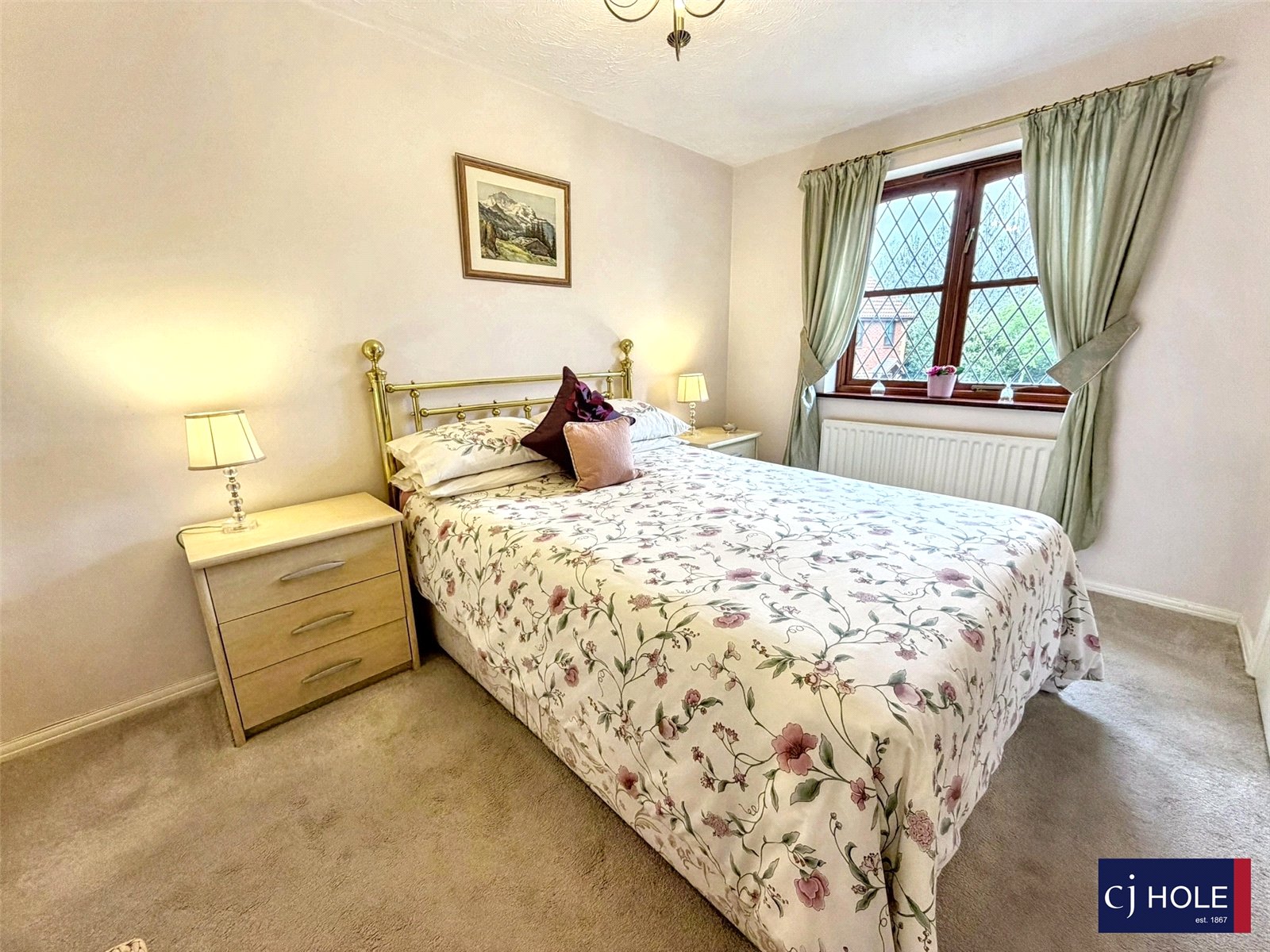 2 bedroom House for sale in Hucclecote, Gloucester