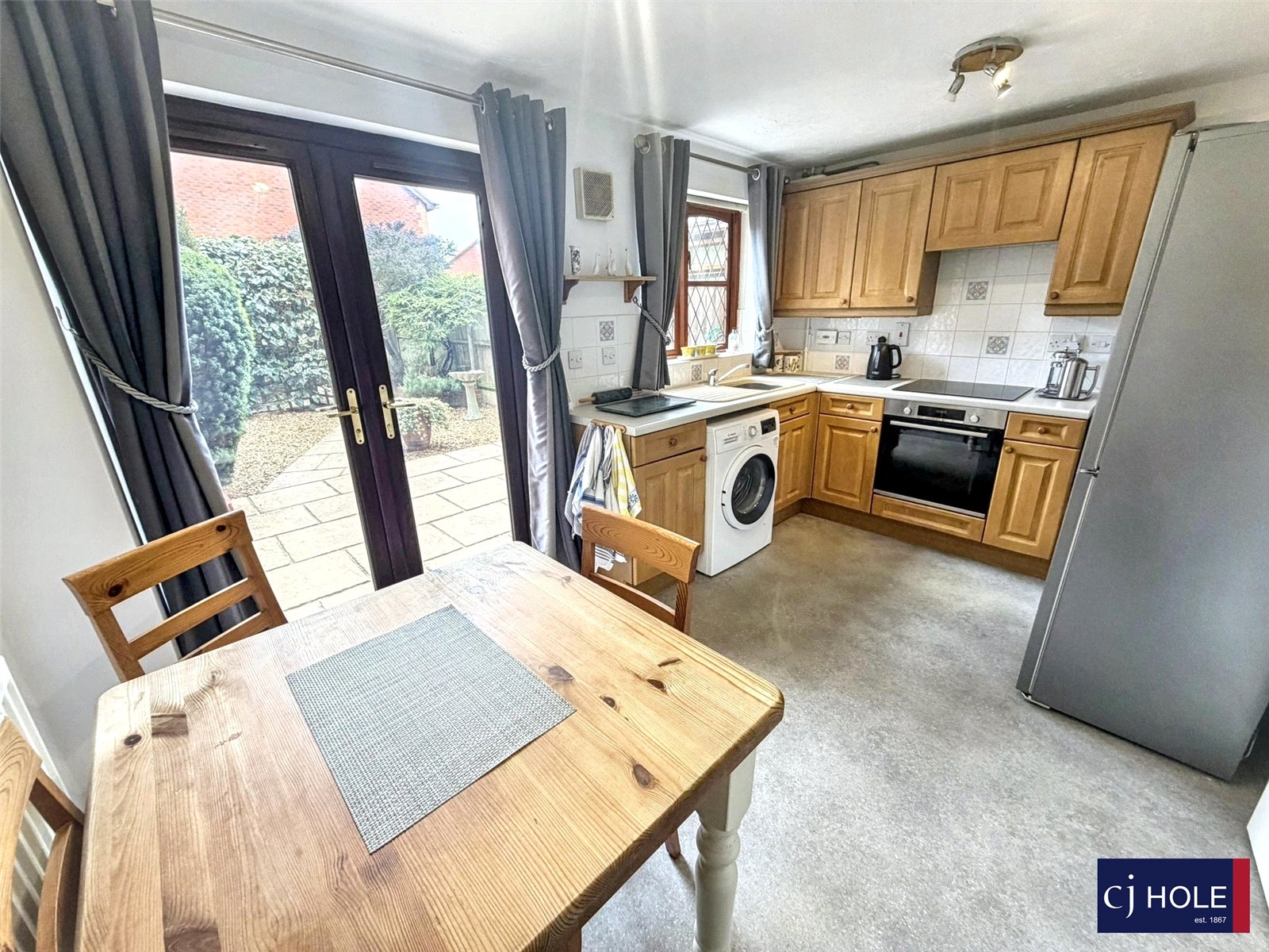 2 bedroom House for sale in Hucclecote, Gloucester