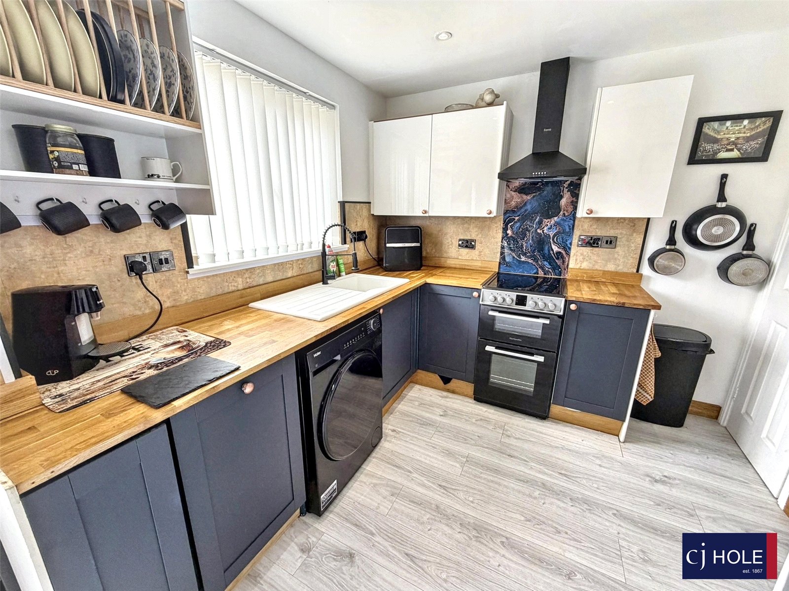 3 bedroom House for sale in Hucclecote, Gloucester