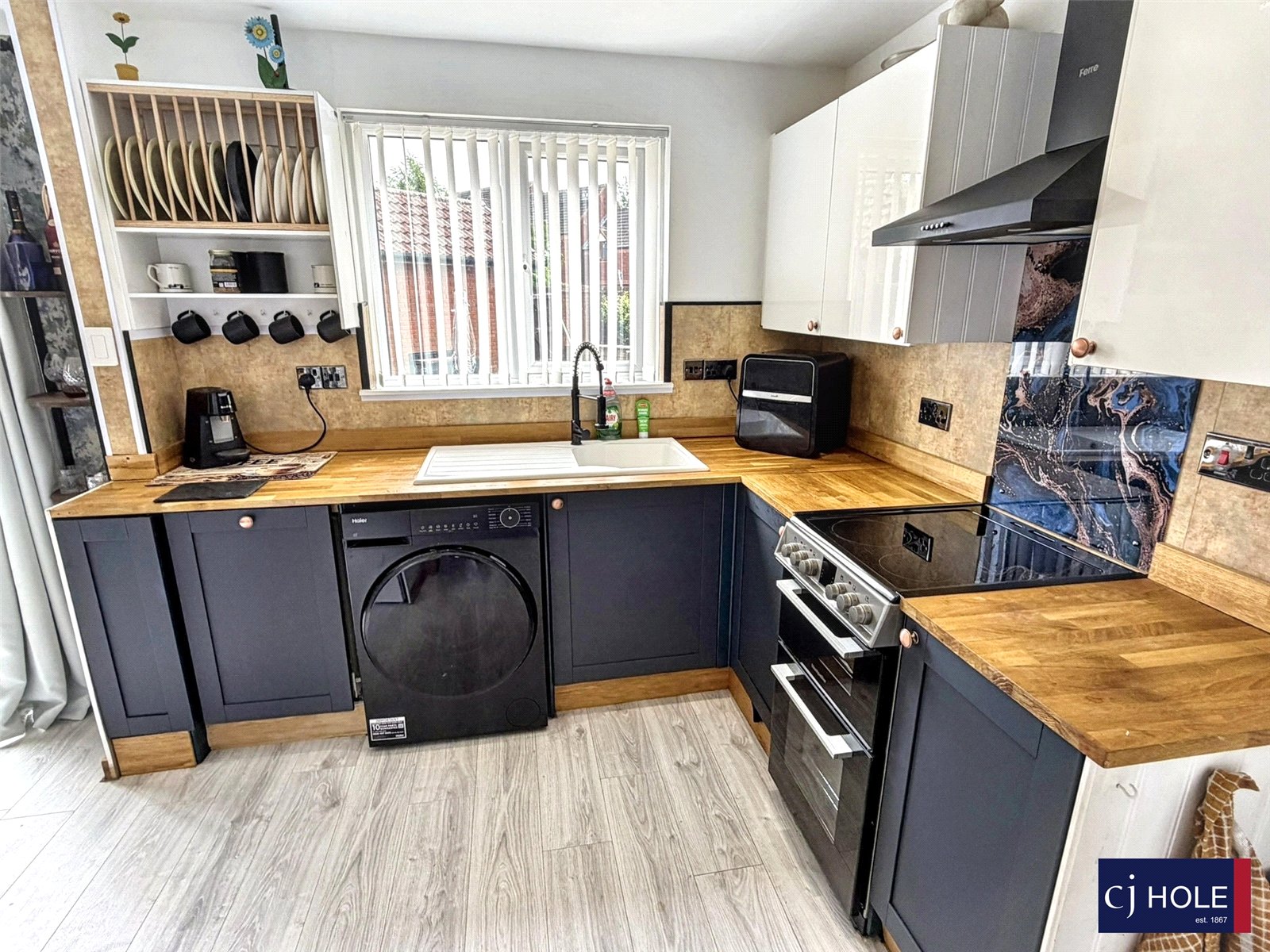 3 bedroom House for sale in Hucclecote, Gloucester
