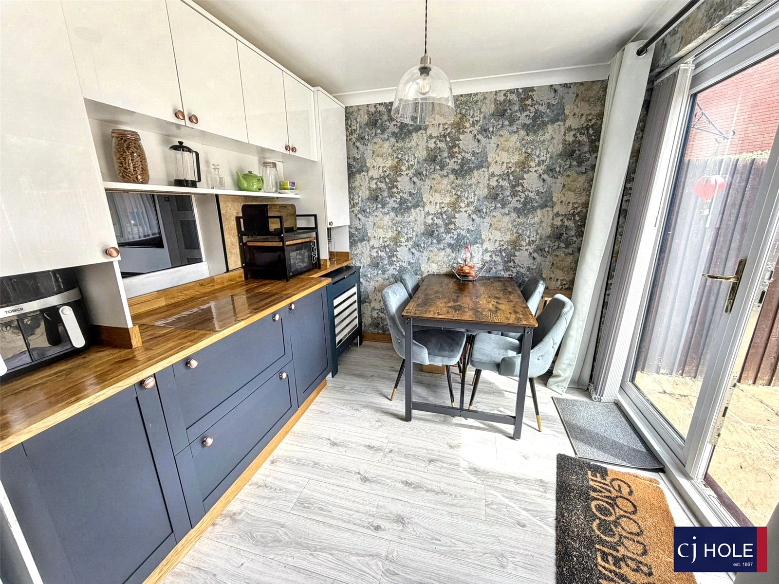 3 bedroom House for sale in Hucclecote, Gloucester