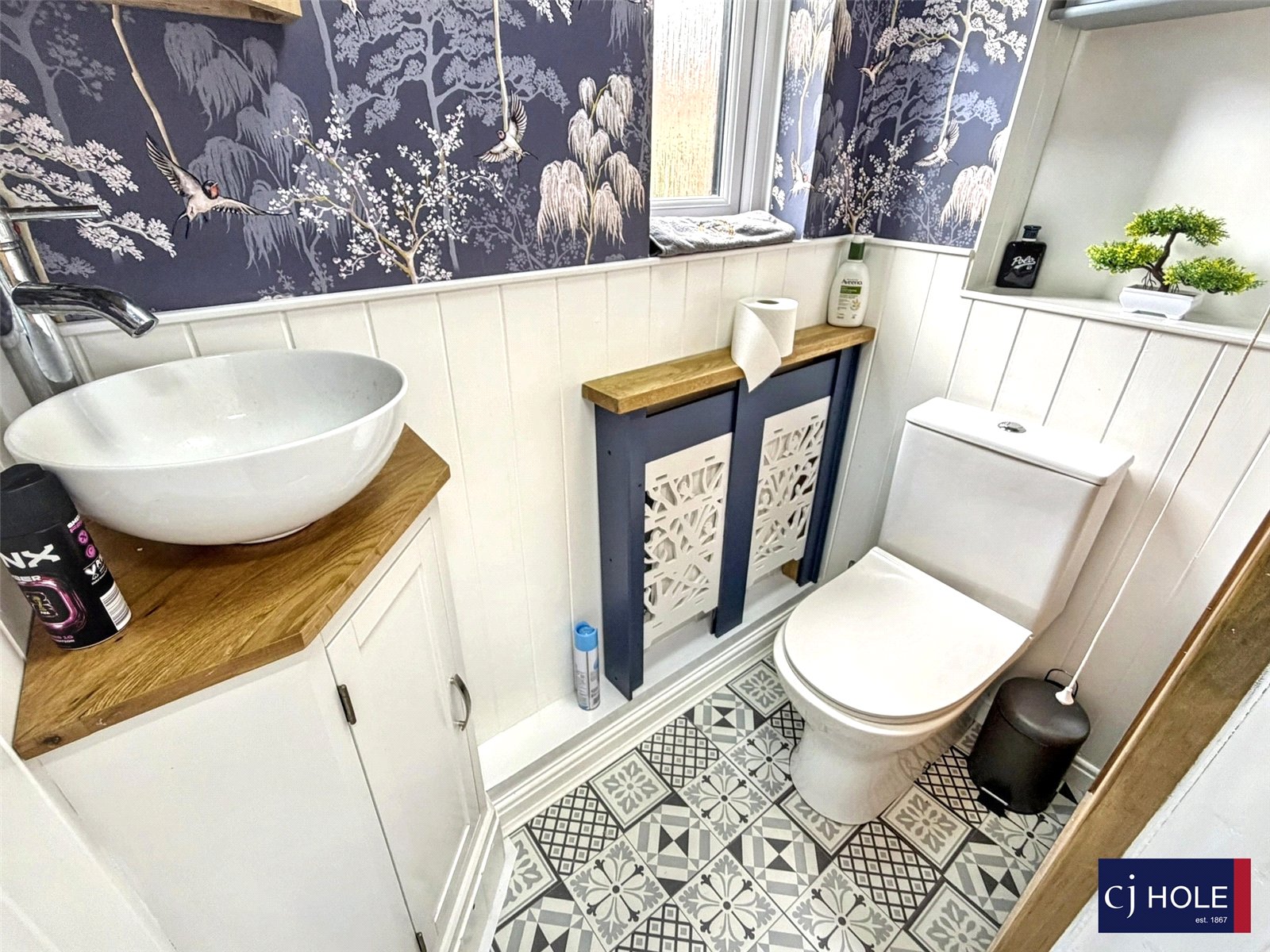 3 bedroom House for sale in Hucclecote, Gloucester