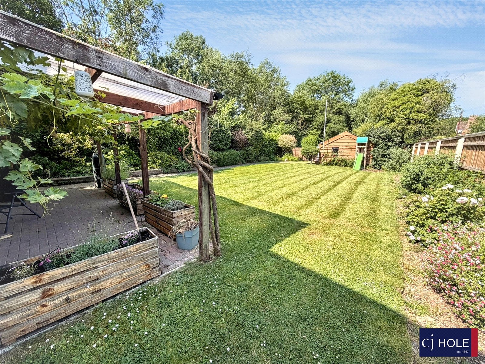 4 bedroom House for sale in Down Hatherley Lane, Gloucester