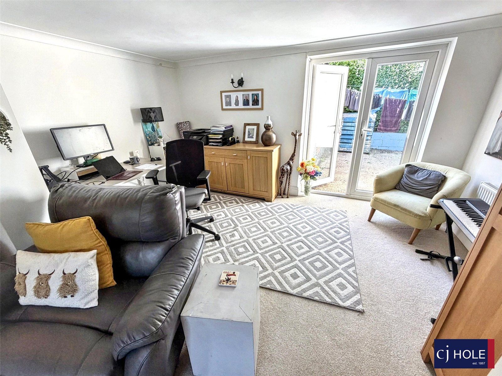 4 bedroom House for sale in Down Hatherley Lane, Gloucester