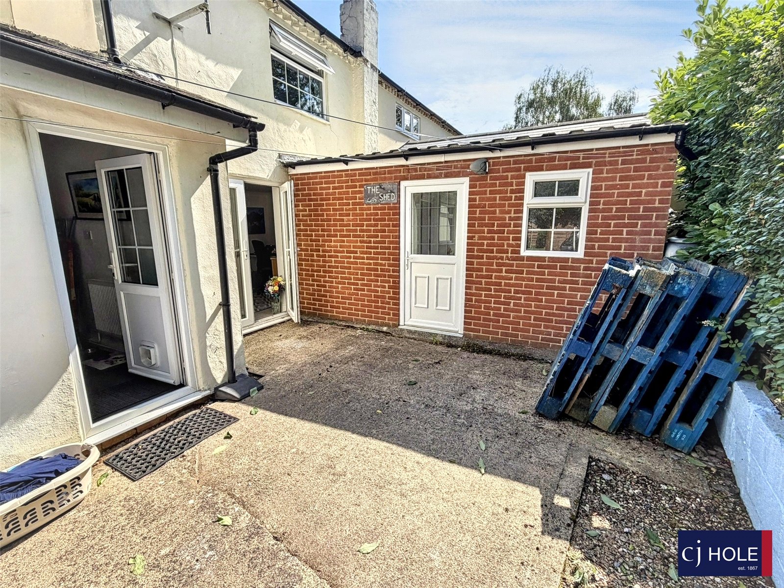 4 bedroom House for sale in Down Hatherley Lane, Gloucester