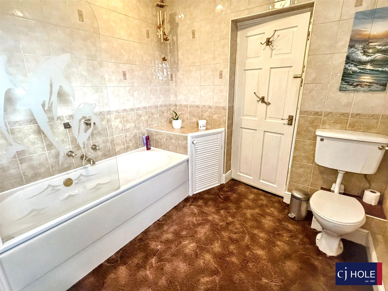 4 bedroom Bungalow for sale in Hucclecote