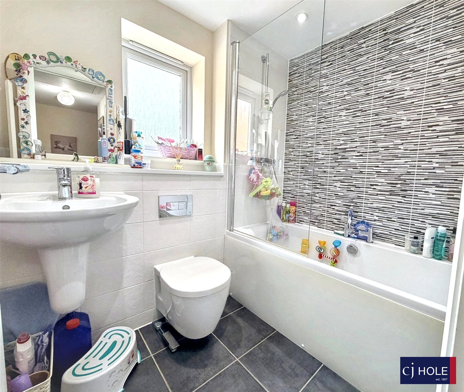 3 bedroom House for sale in Brockworth, Gloucester