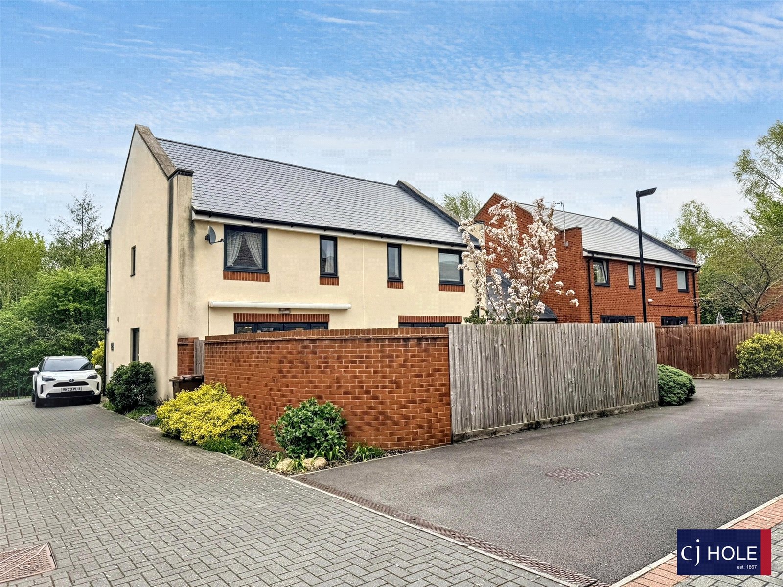 3 bedroom House for sale in Brockworth, Gloucester