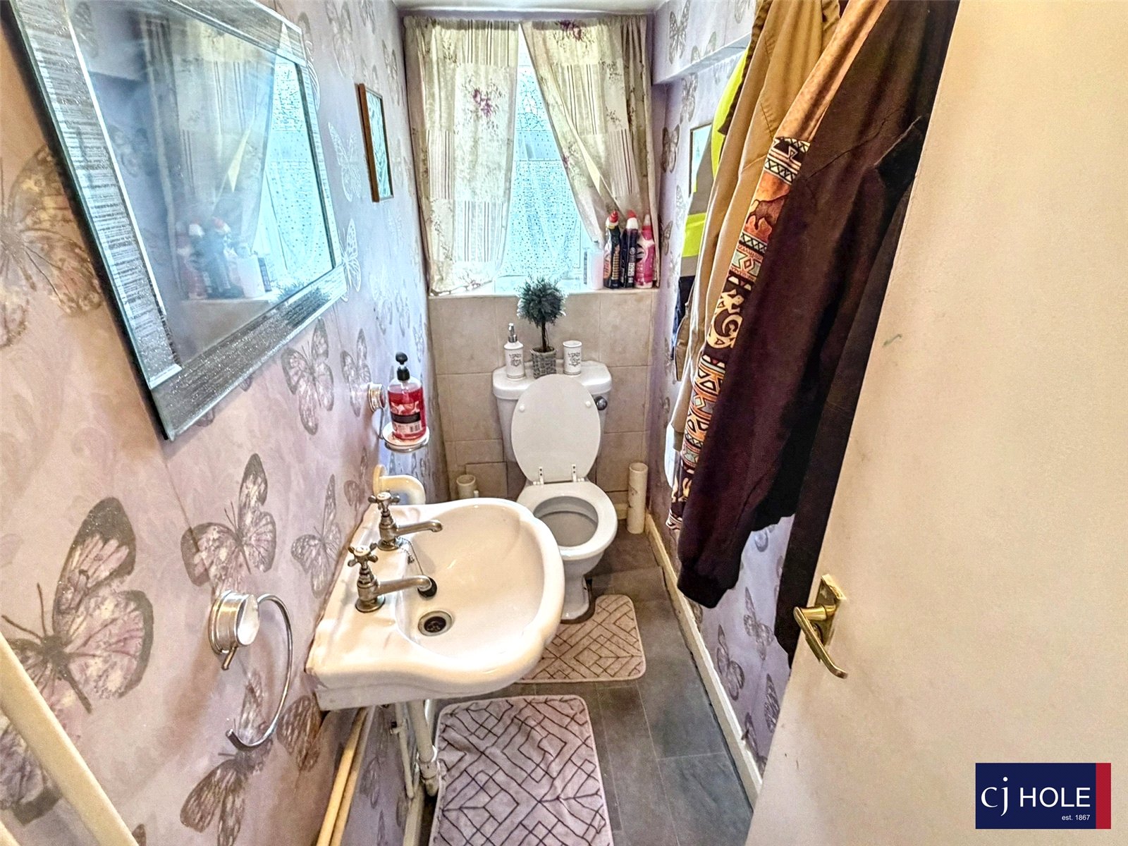 3 bedroom House for sale in Hucclecote, Gloucester