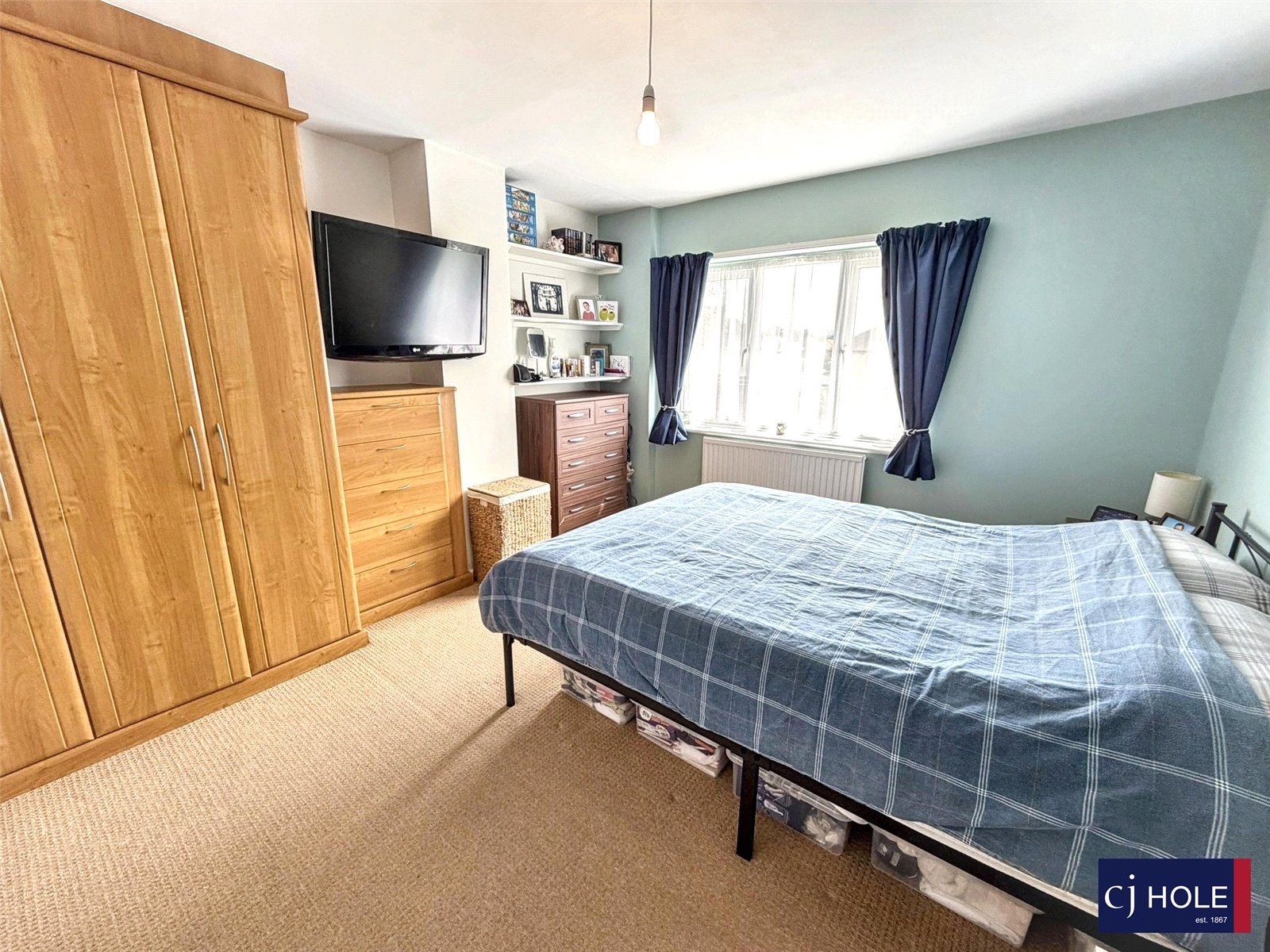 3 bedroom House for sale in Hucclecote