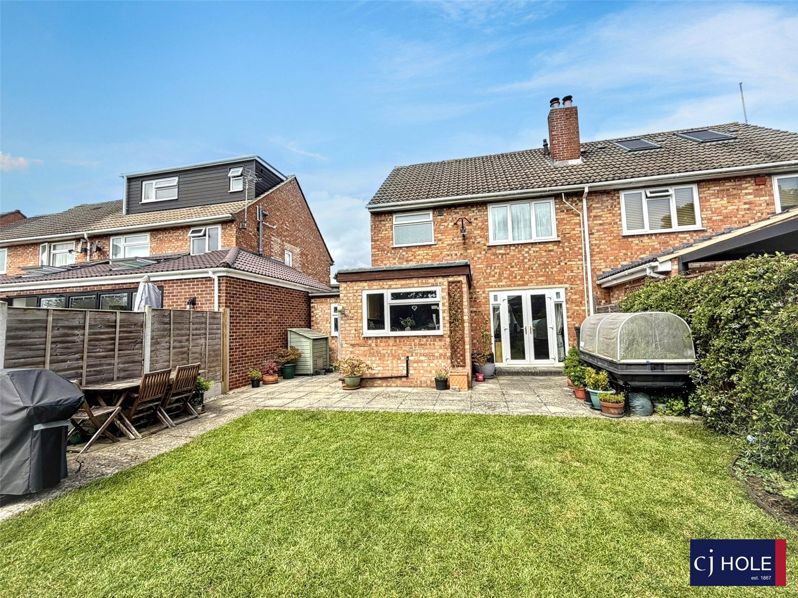 3 bedroom House for sale in Hucclecote