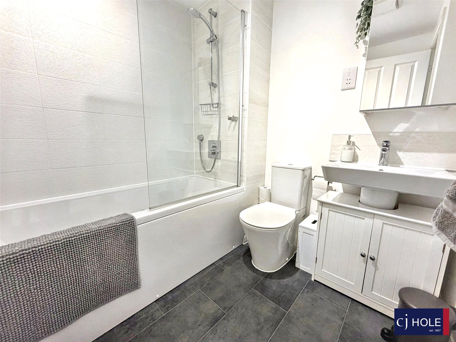 3 bedroom House for sale in Brockworth, Gloucester