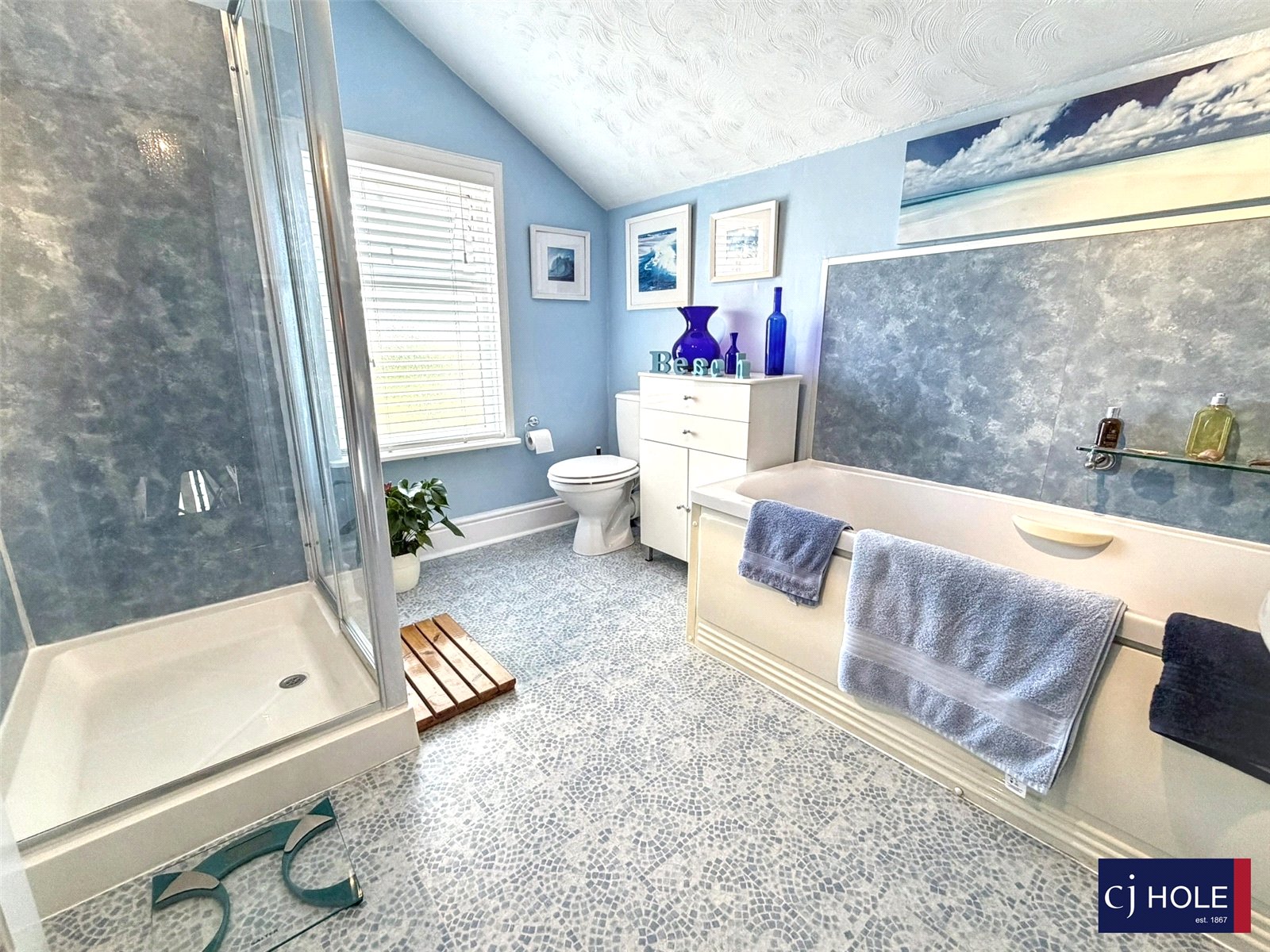 2 bedroom House for sale in Gloucester