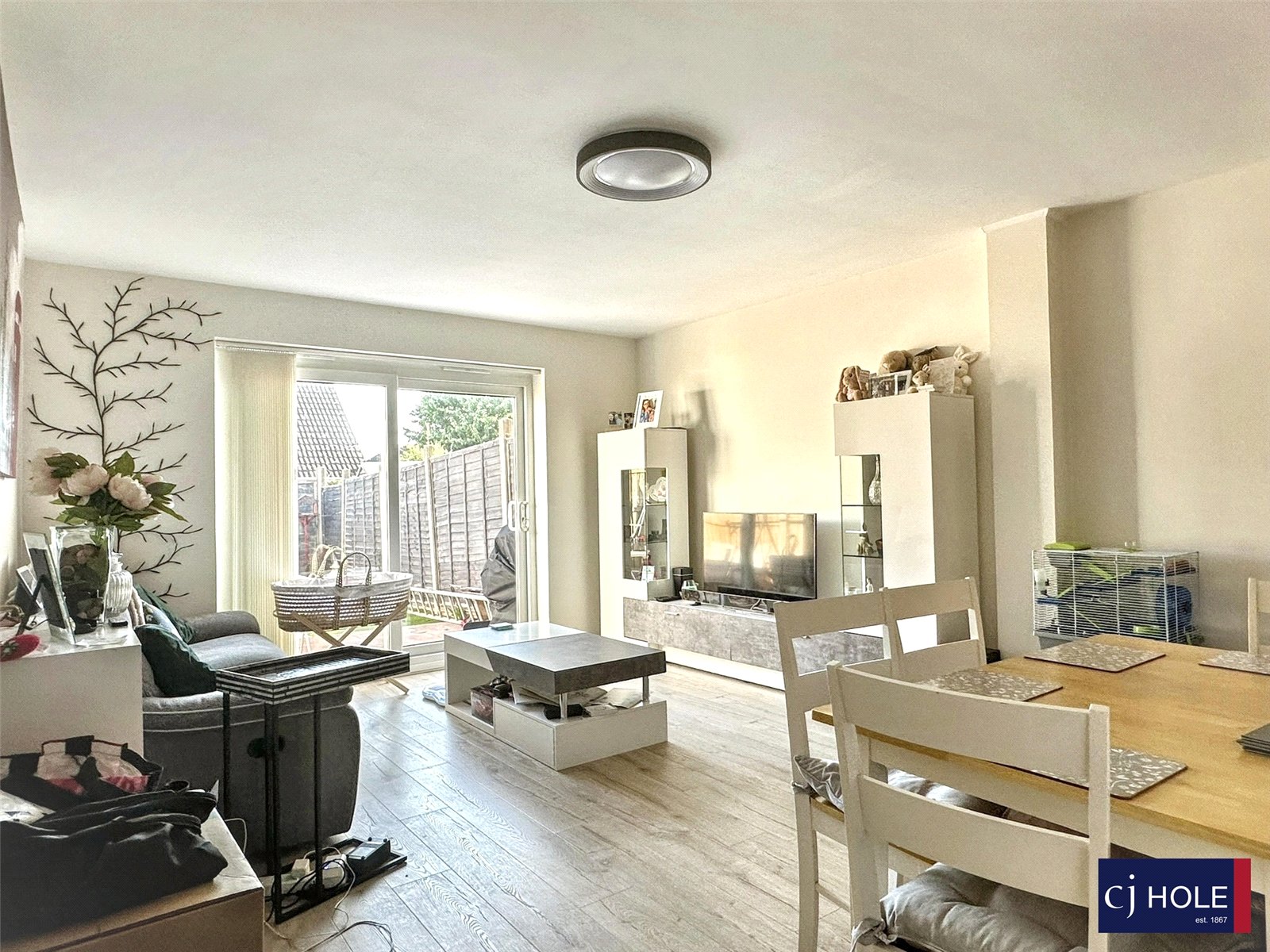 2 bedroom House for sale in Quedgeley, Gloucester