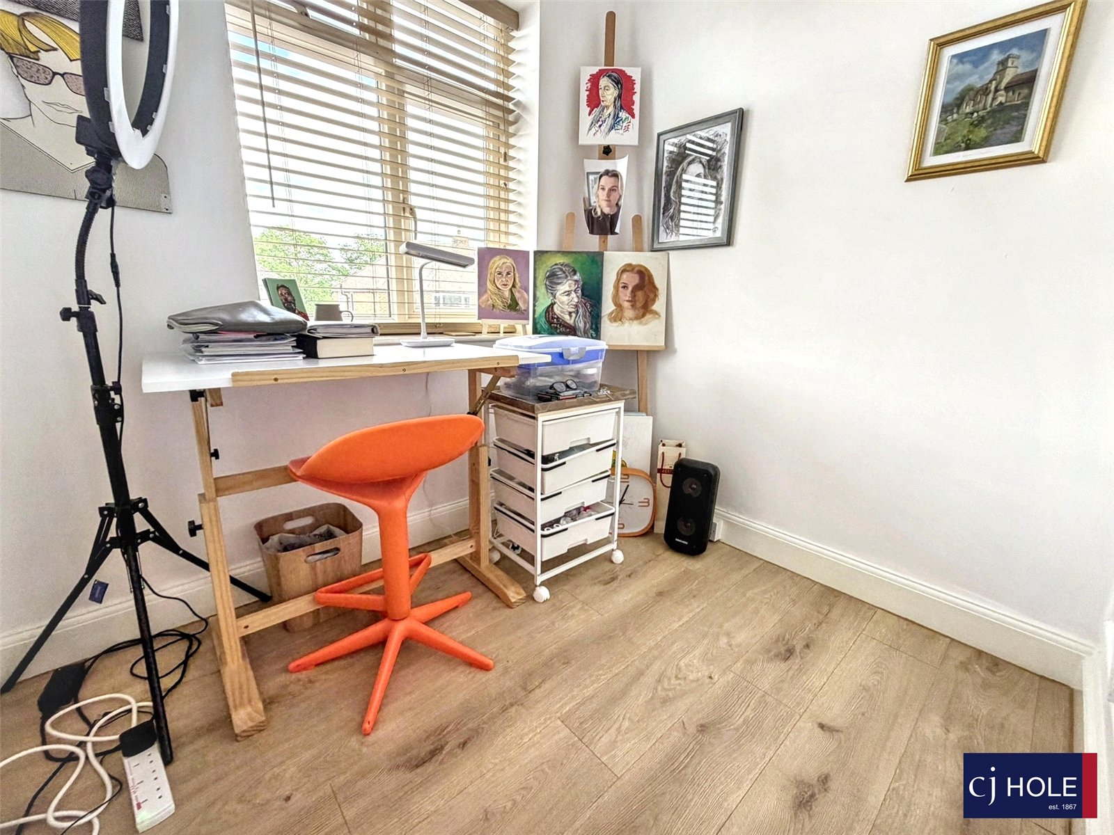 4 bedroom House for sale in Hucclecote