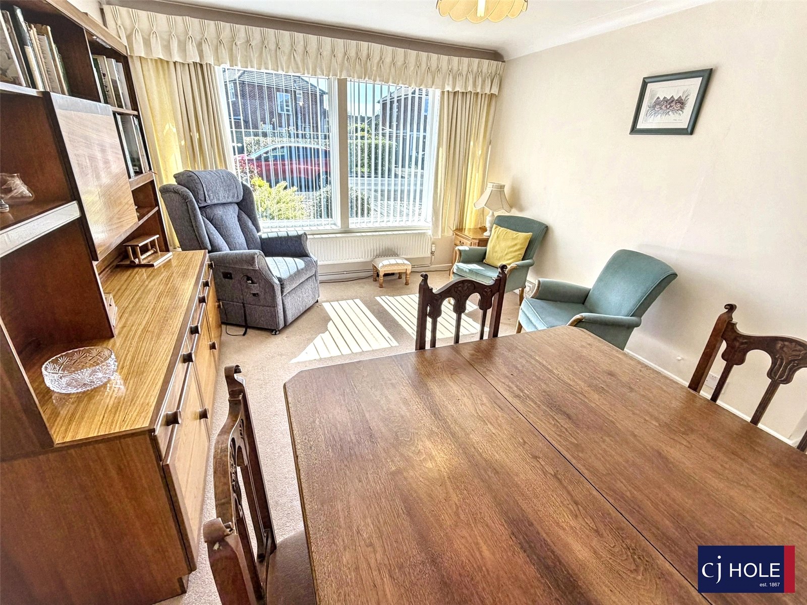 2 bedroom Bungalow for sale in Hucclecote, Gloucester