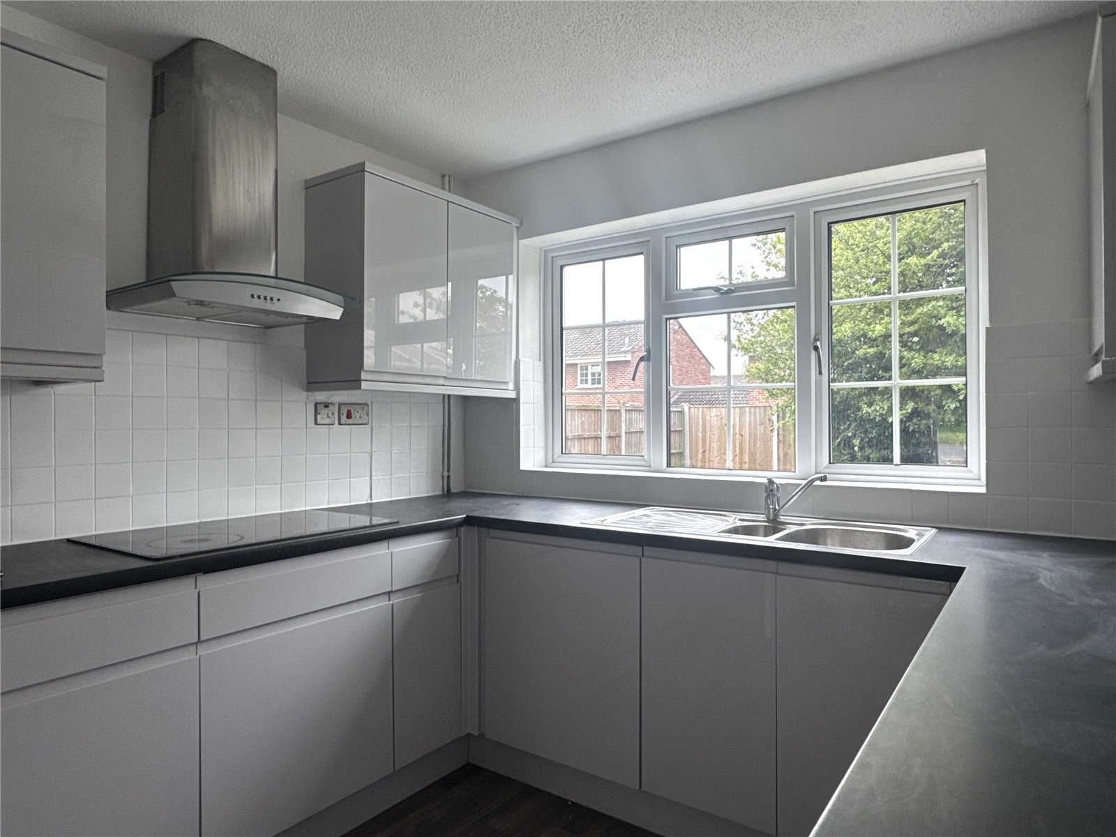 4 bedroom House to let in Abbeydale, Gloucester
