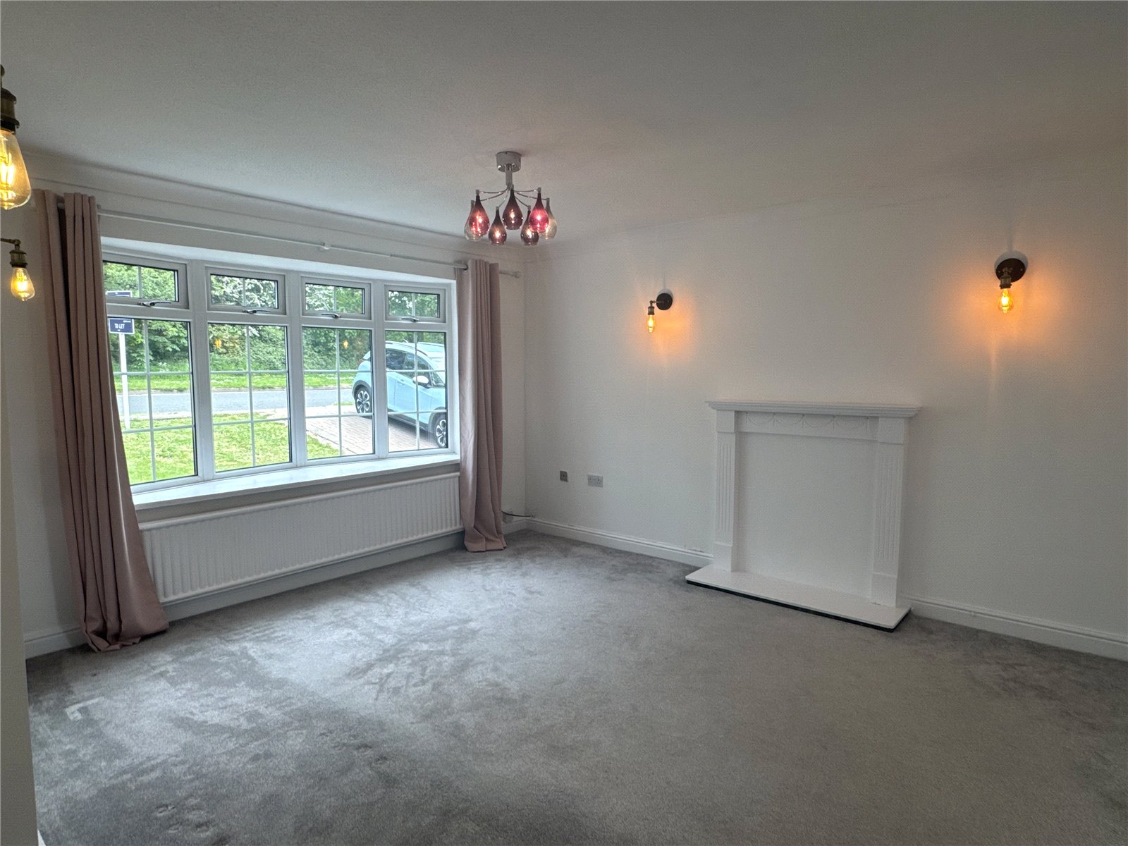 4 bedroom House to let in Abbeydale, Gloucester