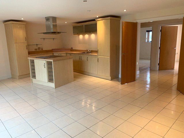 2 bedroom Flat to let in Gloucester Road, Cheltenham