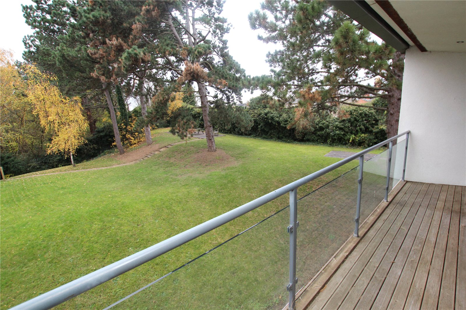 2 bedroom Flat to let in Gloucester Road, Cheltenham