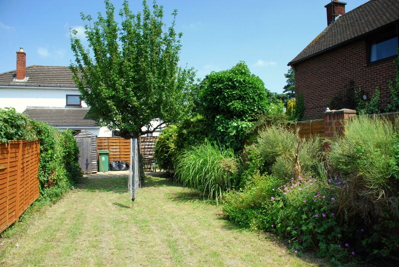 2 bedroom House to let in Gloucester