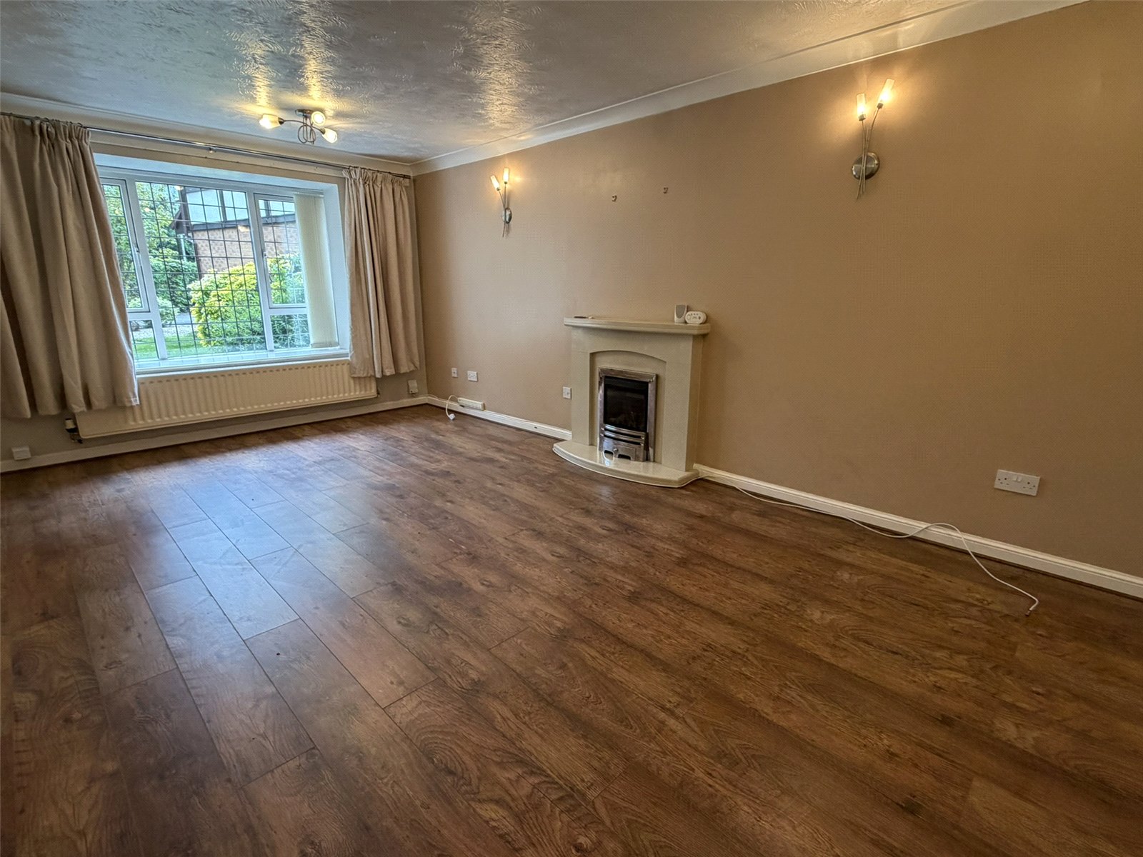 2 bedroom Bungalow to let in Barnwood, Gloucester