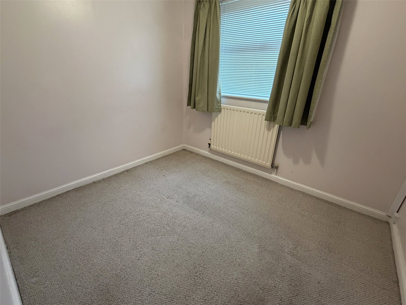 2 bedroom Bungalow to let in Barnwood, Gloucester
