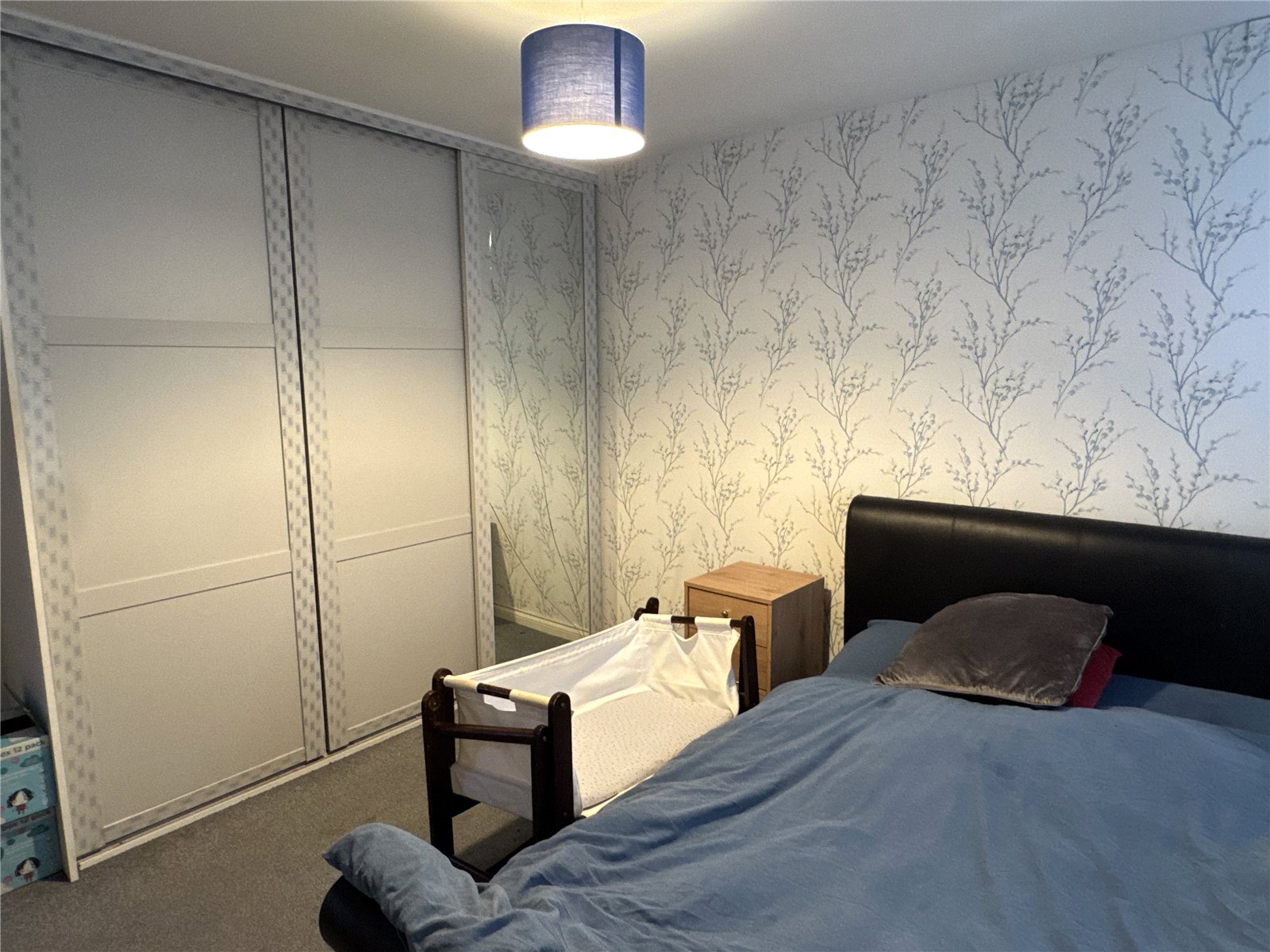 4 bedroom House to let in Hucclecote Road, Gloucester