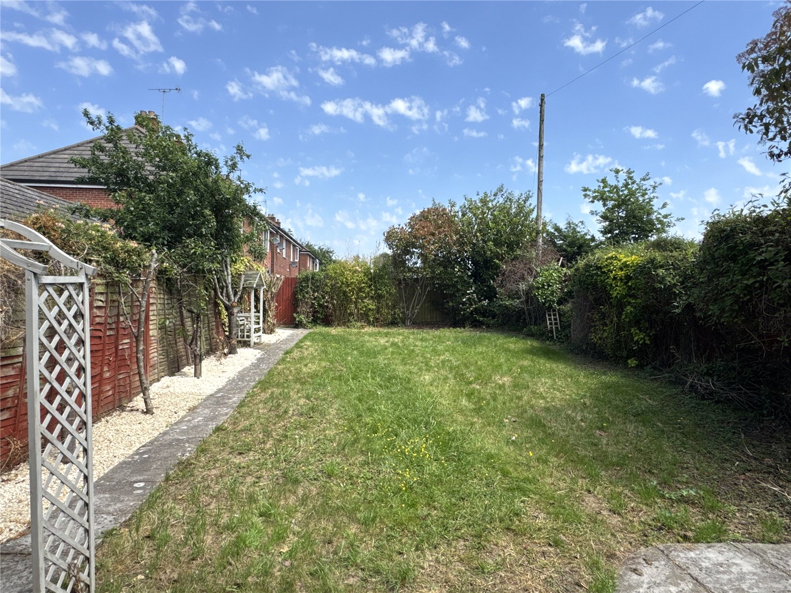 4 bedroom House to let in Hucclecote Road, Gloucester