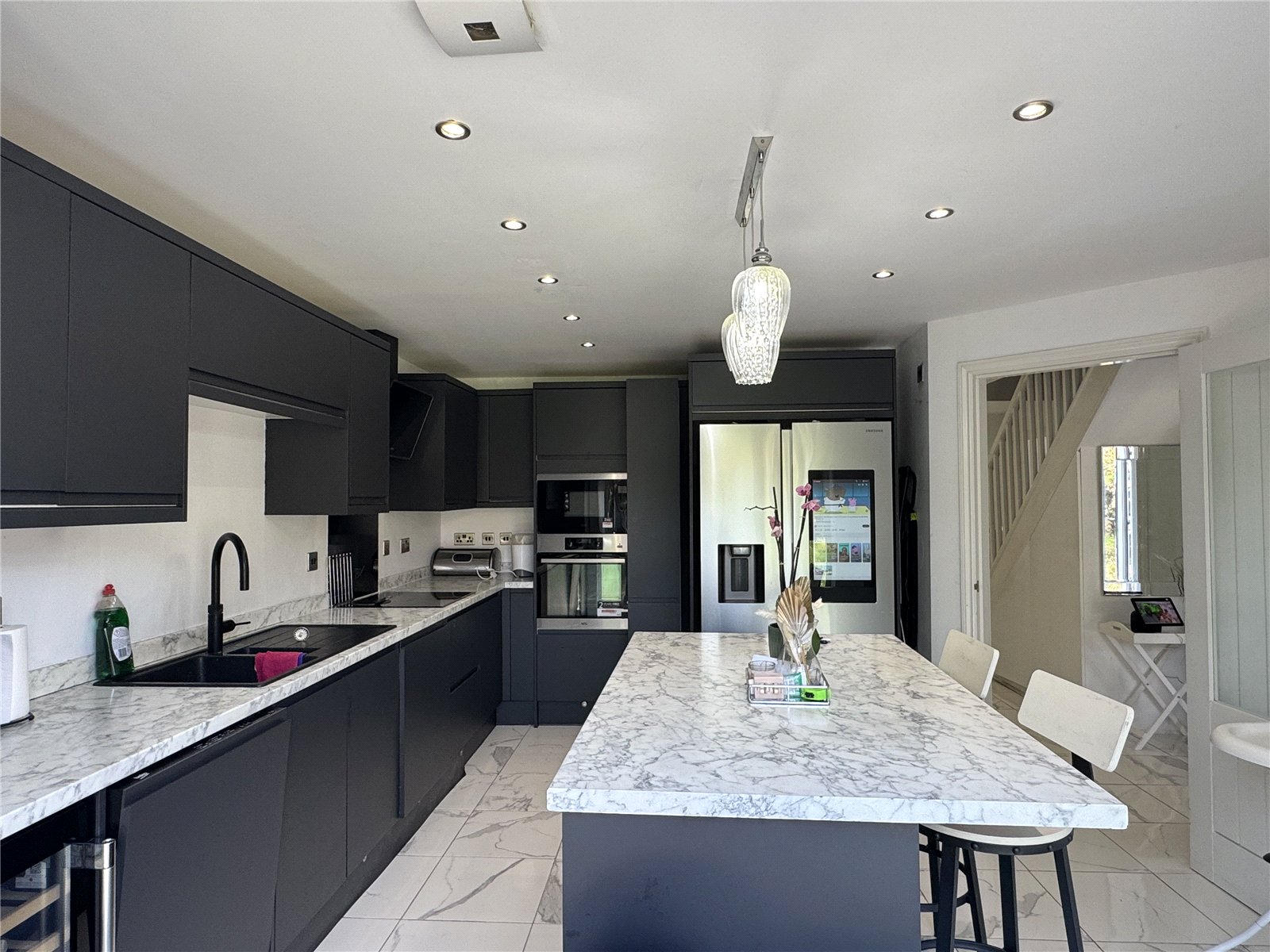 4 bedroom House to let in Hucclecote Road, Gloucester