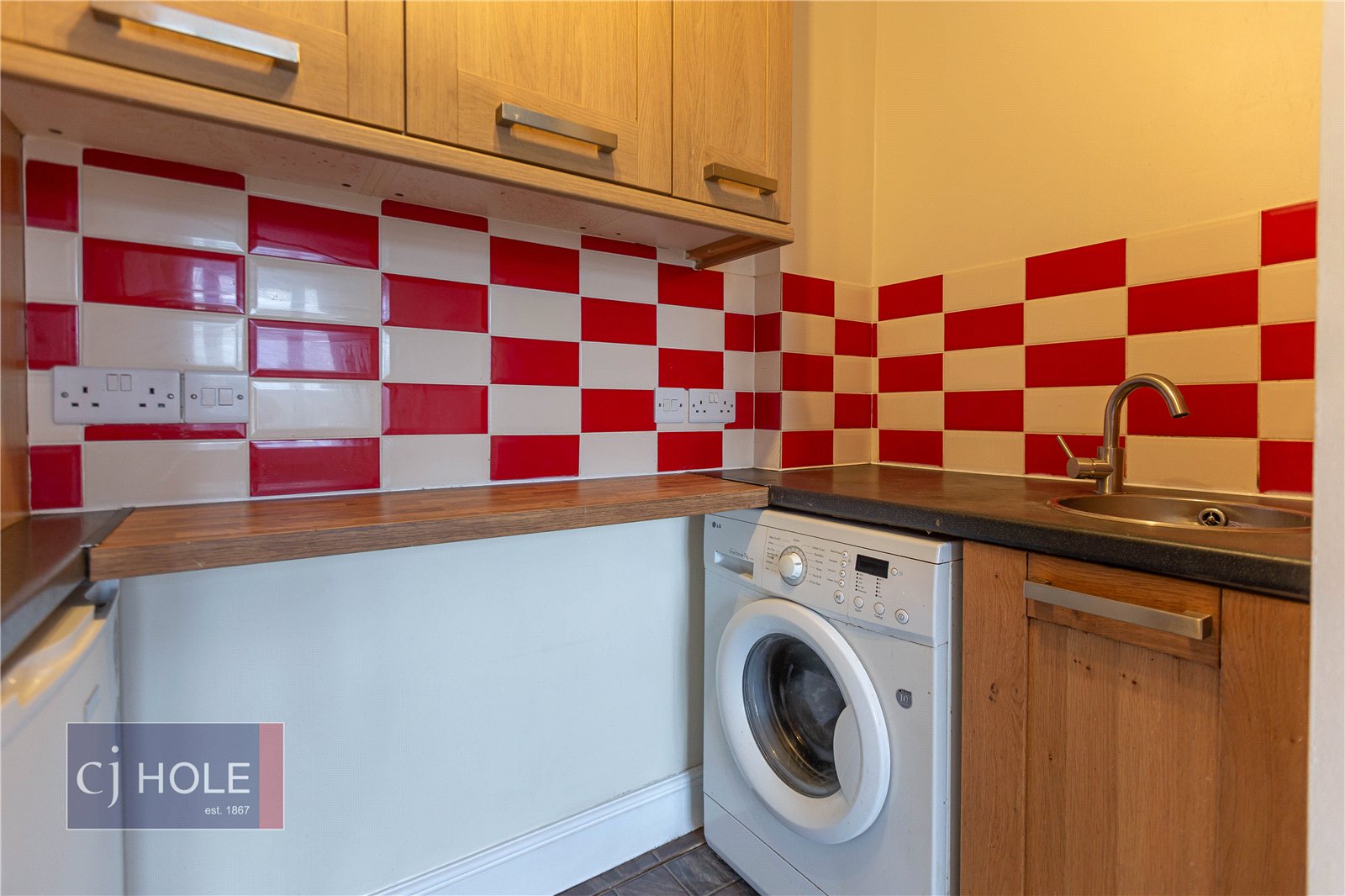 2 bedroom Flat to let in Kingswood, Bristol
