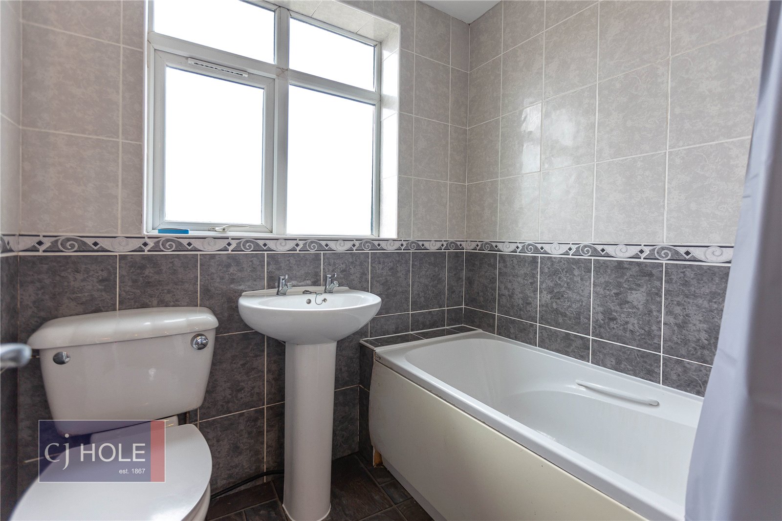 2 bedroom Flat to let in Kingswood, Bristol