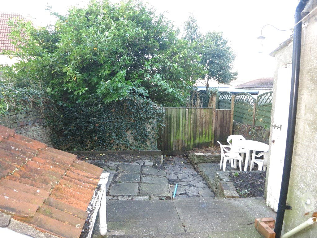 5 bedroom House to let in Staple Hill, Bristol