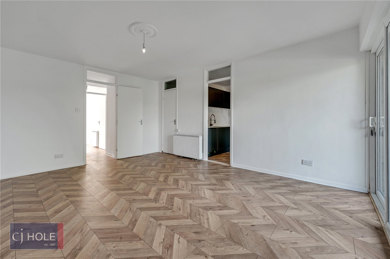 2 bedroom Flat to let in Bristol, Somerset