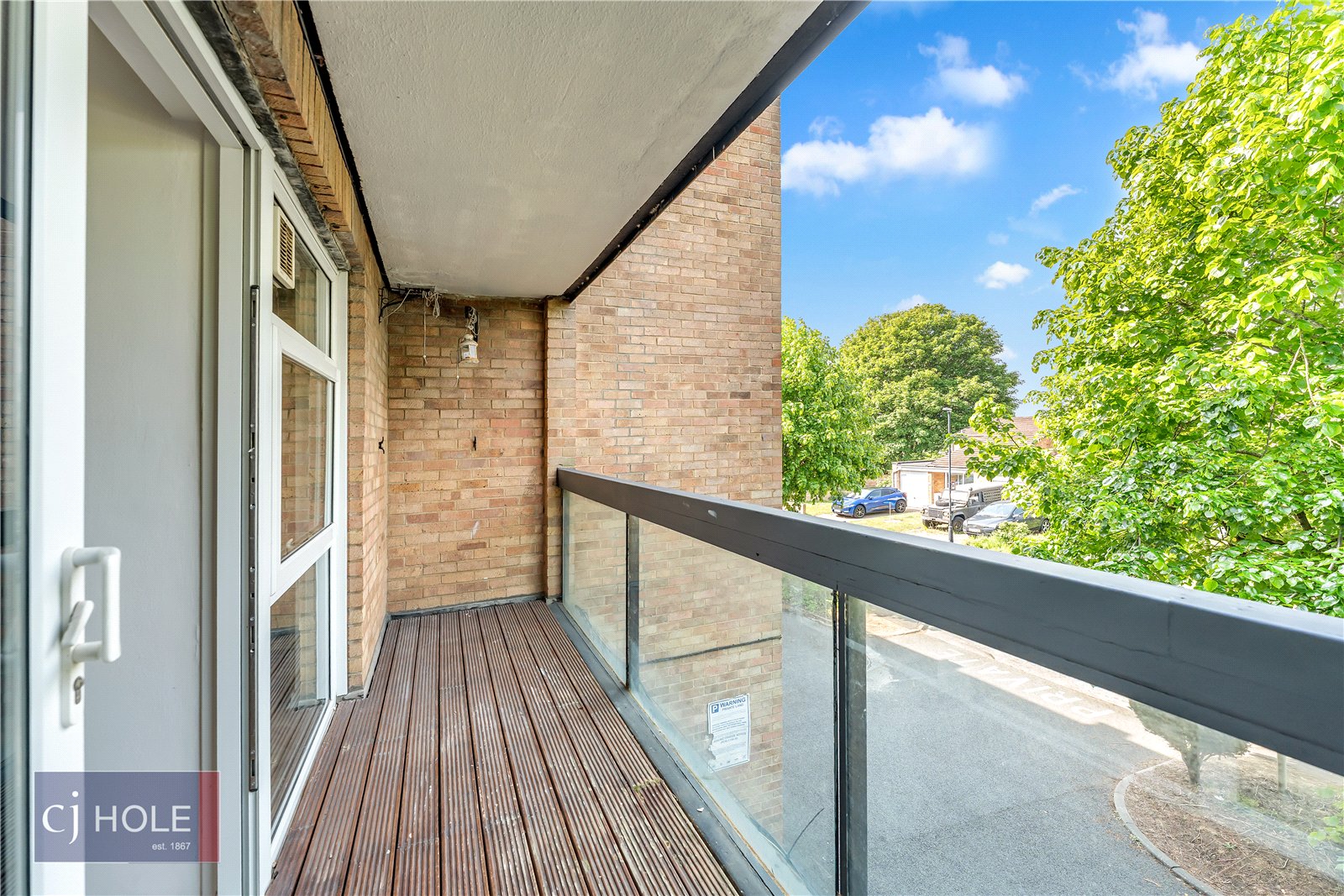 2 bedroom Flat to let in Bristol, Somerset